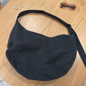 BAGGU Large Crescent Bag